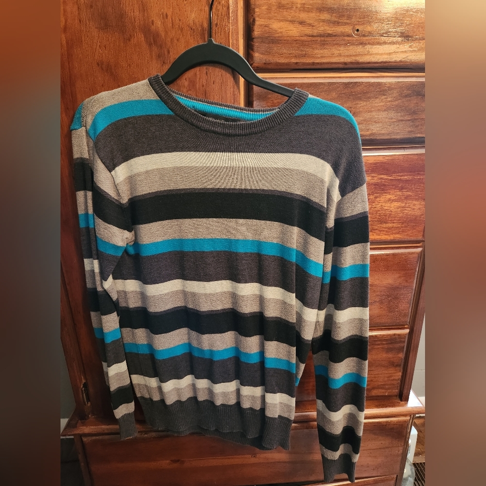 Retrofit Men's Small Sweater